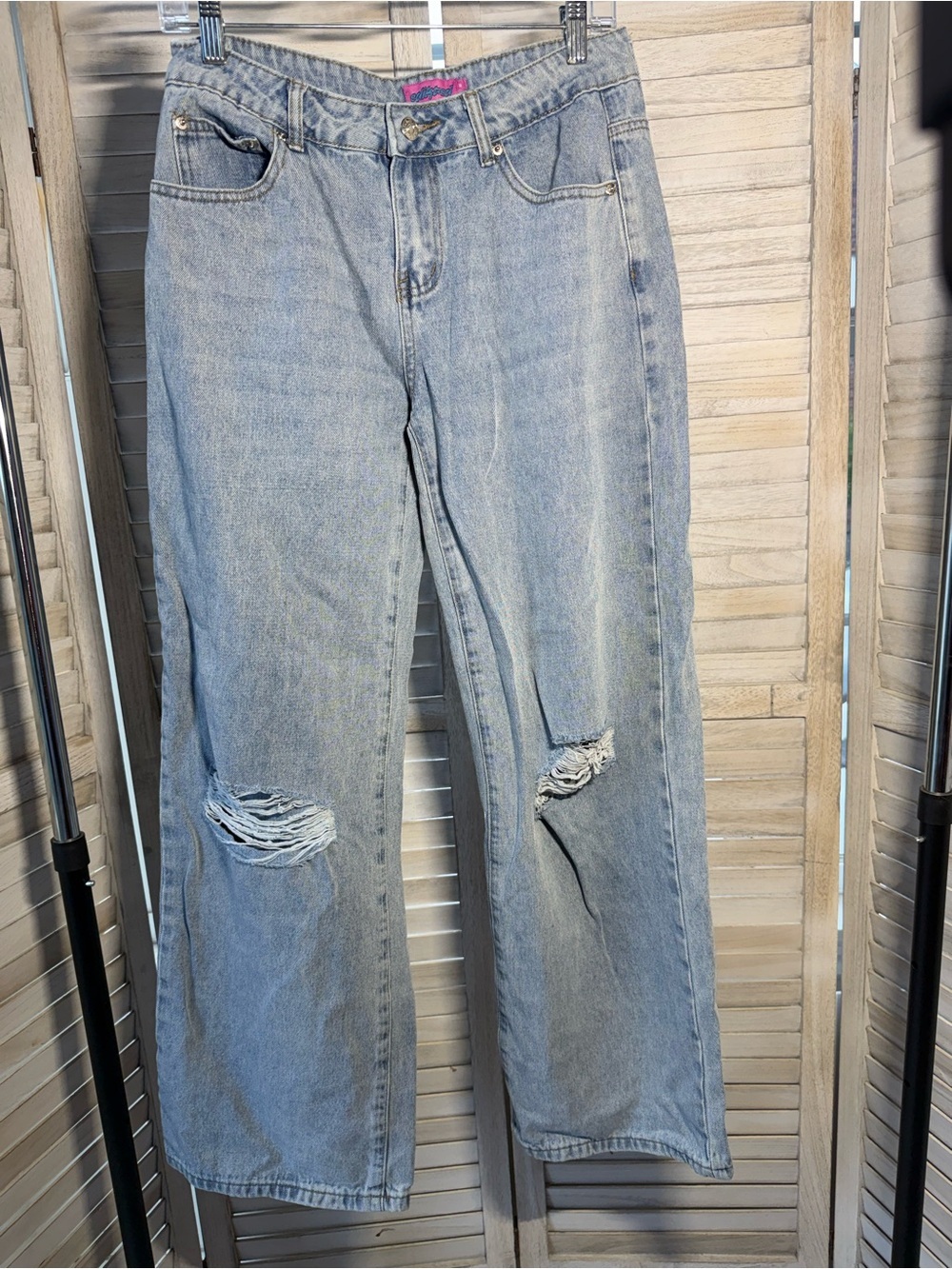 Edikted Lori High Rise Wide Leg Ripped Jeans Light Wash Denim Medium